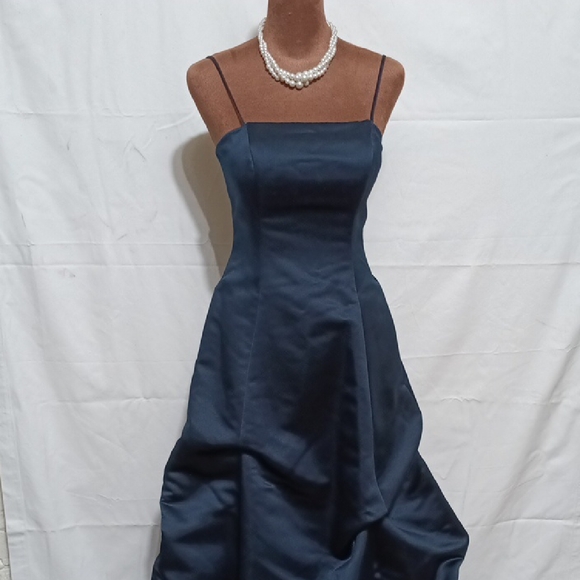 Wtoo Dresses & Skirts - Wtoo Strapless Midnight Blue Dress